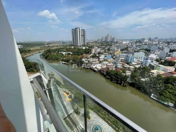 Tầm nhìn căn hộ hướng ra sông mát mẻ, trong lành